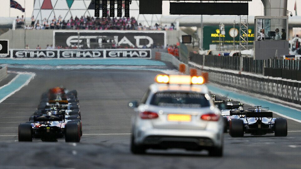 Beim Finale der Formel 1 in Abu Dhabi geht es für Fahrer und Teams noch einmal um alles, Foto: LAT Images