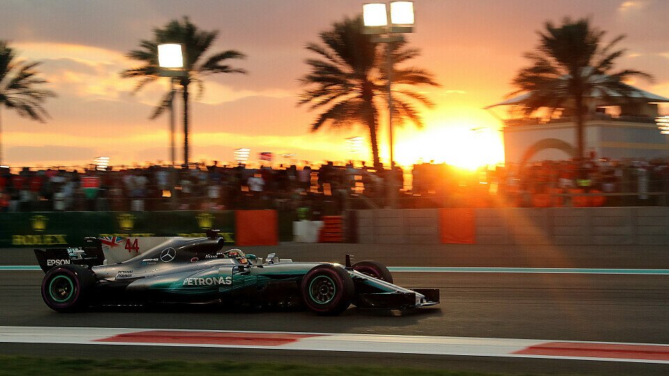 In Abu Dhabi sorgt der Sonnenuntergang während des Rennens für schwierige Bedingungen für die Teams, Foto: Sutton