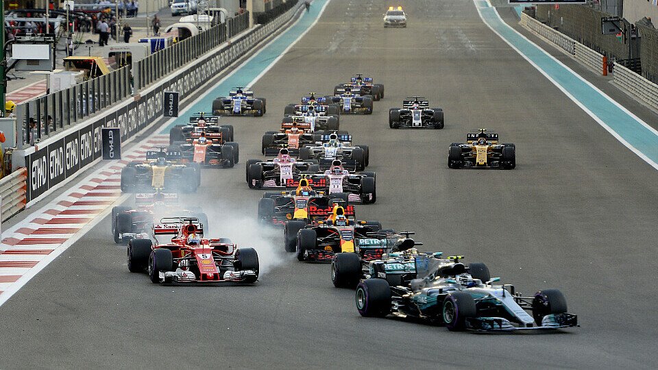 Der Abu Dhabi GP startet traditionell in der Abenddämmerung, Foto: Ferrari