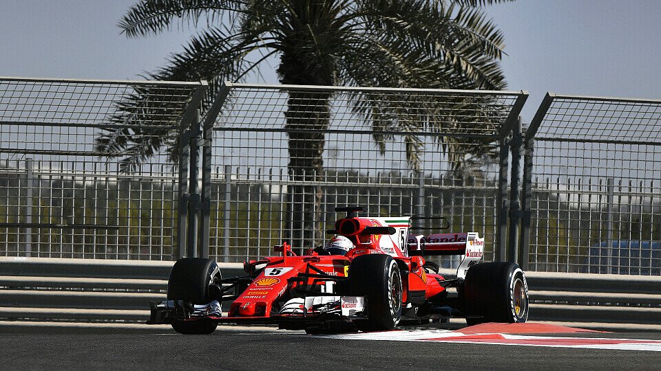 Sebastian Vettel holte sich beim Test in Abu Dhabi die letzte Bestzeit in der Formel-1-Saison 2017, Foto: Sutton