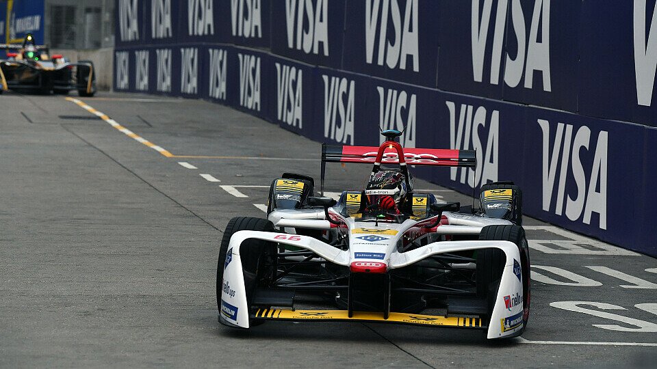 Daniel Abt verliert an seinem Geburtstag den ersten Formel-E-Sieg nachträglich, Foto: LAT Images