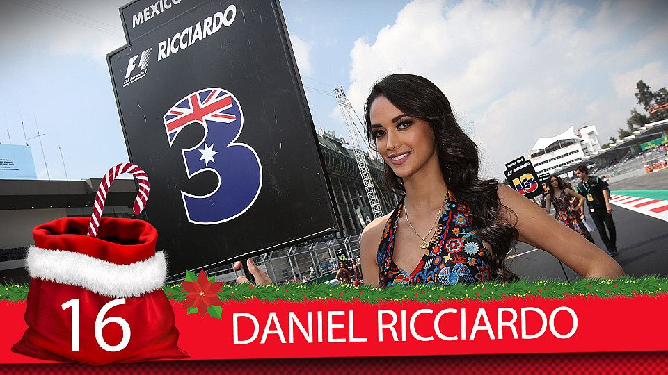 In Baku freute sich Daniel Ricciardo über seinen einzigen Saisonsieg, Foto: Sutton