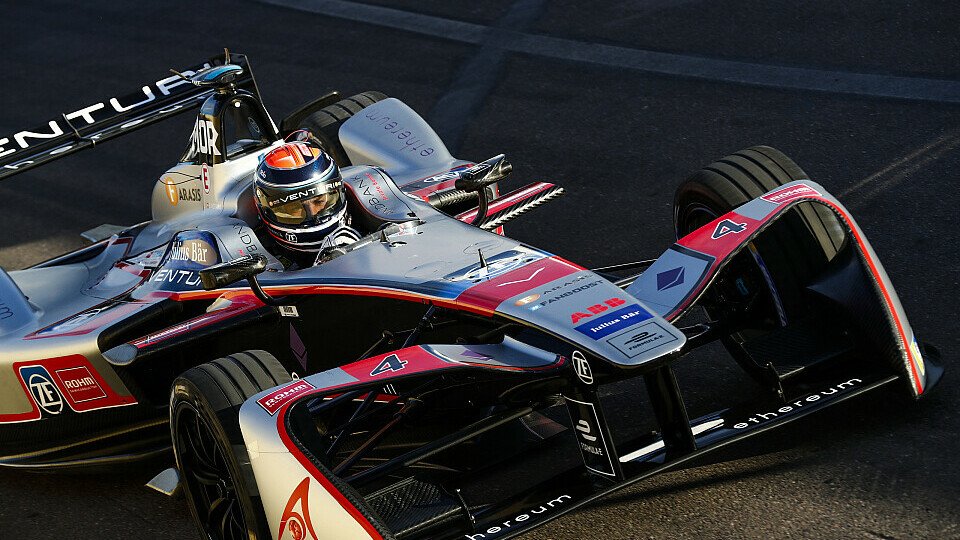 Venturi bildet Nachwuchspiloten speziell für den E-Motorsport aus, Foto: LAT Images