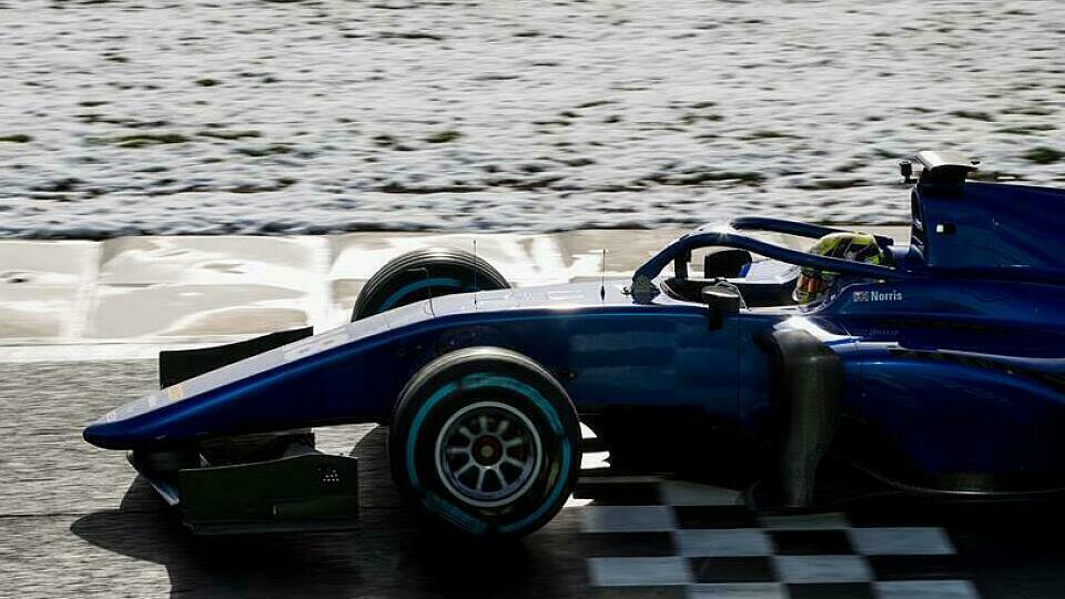 Lando Norris setzte seine Pole Position zum souveränen Sieg um, Foto: FIA Formula 2