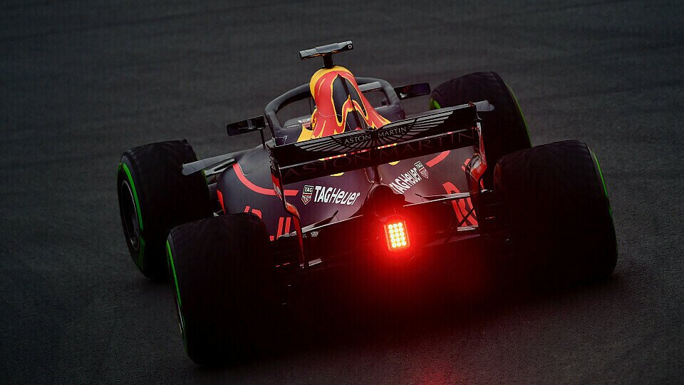Die Formel-1-Piloten hadern bei den Testfahrten in Barcelona mit den Bedingungen, Foto: Sutton