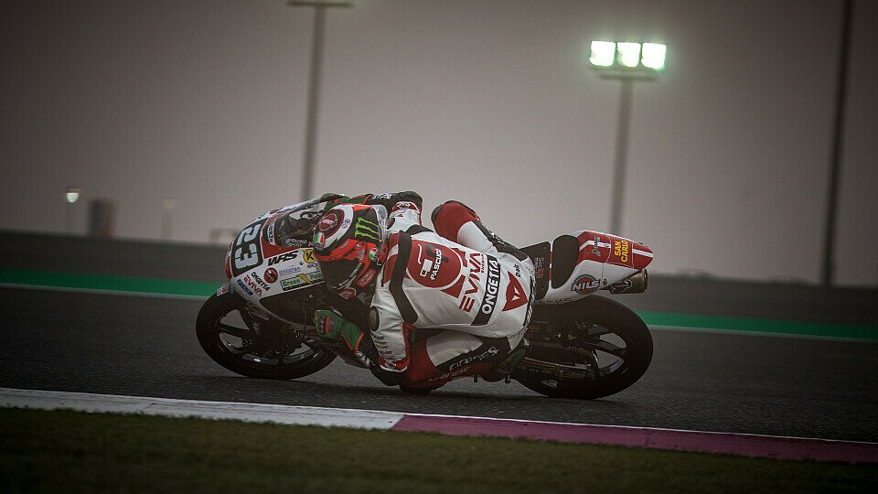 Niccolo Antonelli holt die Pole Position im Moto3-Qualifying in Katar, Foto: gp-photo.de/Ronny Lekl