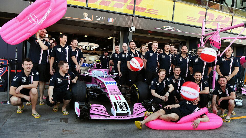Force India geht 2018 weiter unter seinem bisherigen Namen in der Formel 1 an den Start, Foto: Sutton