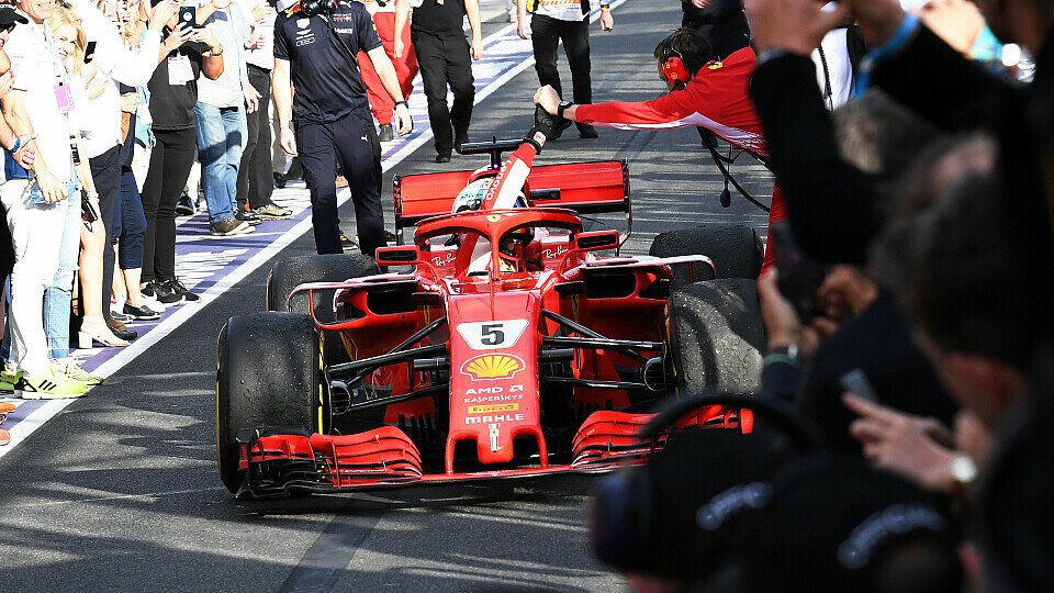 Sebastian Vettel ist sich klar: Dieser Sieg war ein Geschenk, Foto: Sutton