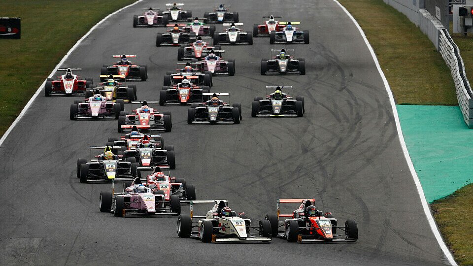 Die ADAC Formel 4 geht mit einem starken Fahrerfeld in die neue Saison, Foto: ADAC Formel 4