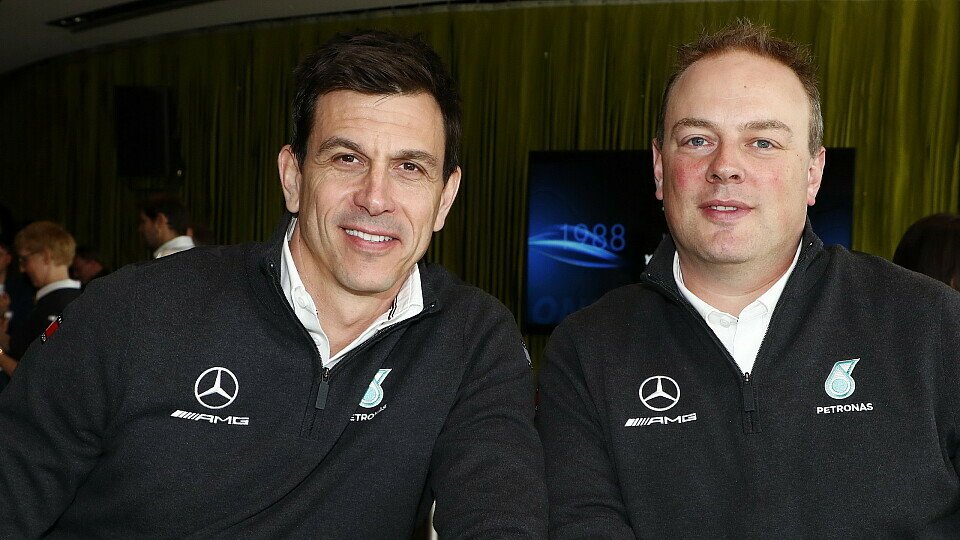 Uli Fritz mit Mercedes-Motorsportchef Toto Wolff