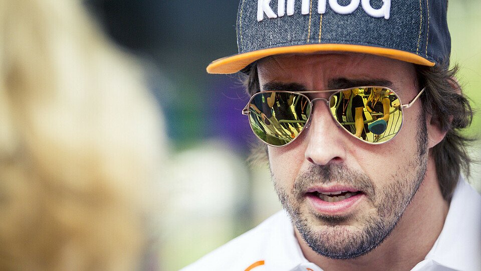 Fernando Alonso kam in Bahrain nur mit Glück in die Punkte, Foto: Sutton