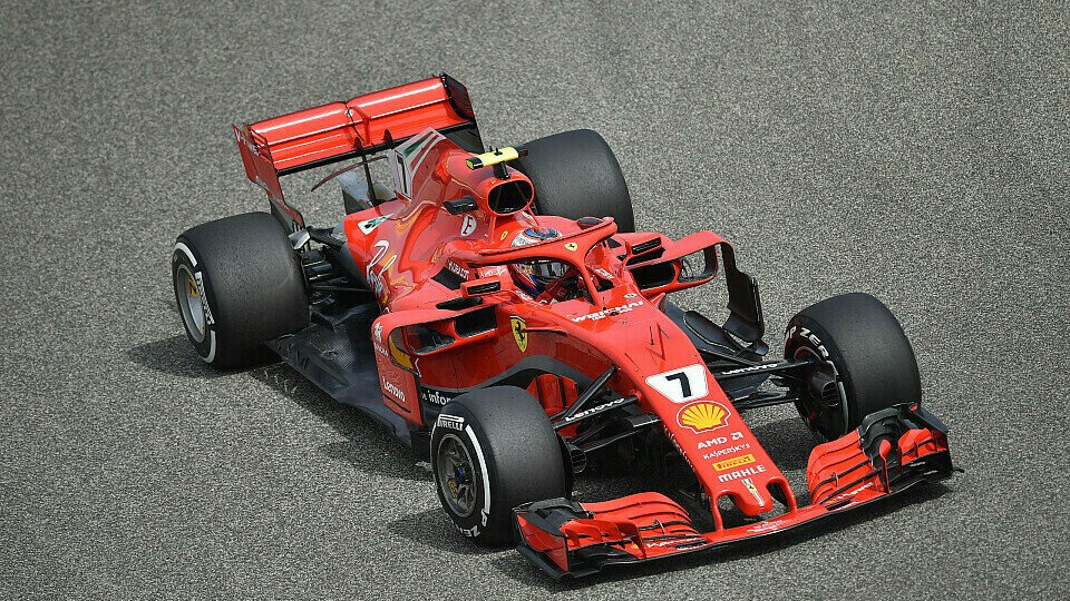 Kimi Räikkönen ist in Bahrain einer harten Strafe knapp entkommen, Foto: Sutton