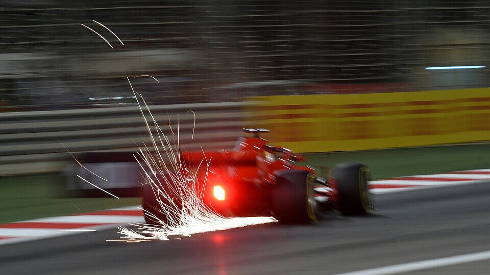 Ferrari holte sich im Nachttraining von Bahrain am Freitag eine Doppelführung, Foto: Sutton