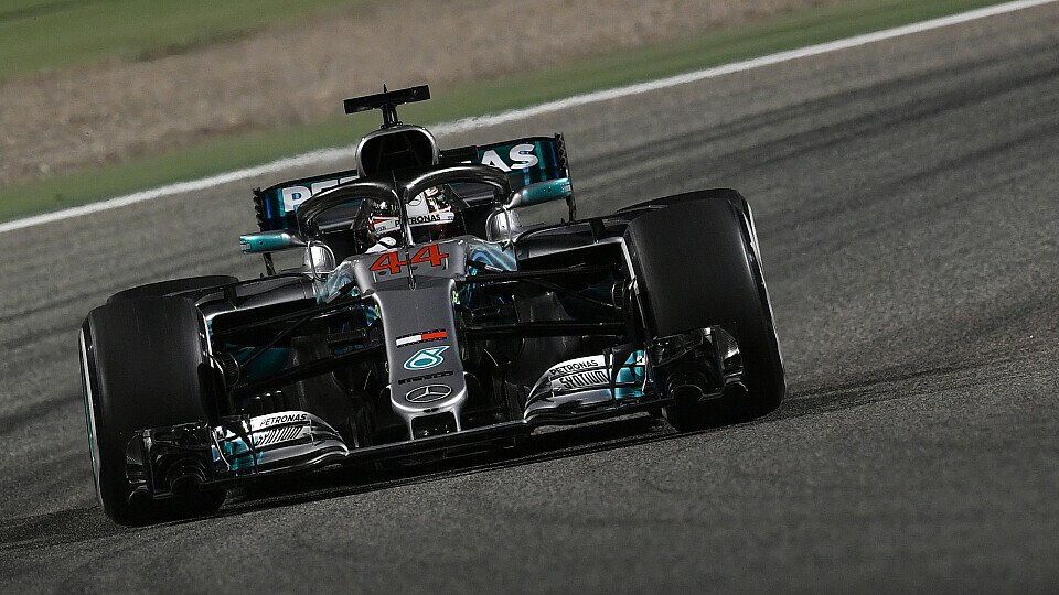 Ist der Mercedes in Bahrain langsamer als der Ferrari und der Red Bull?, Foto: Sutton