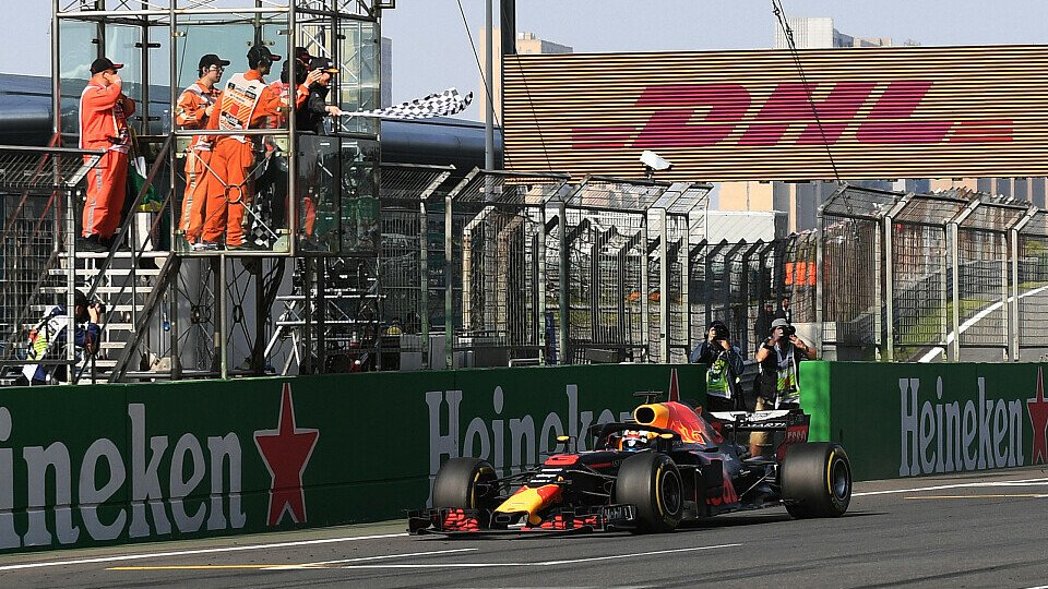 Daniel Ricciardo hat überraschend den Grand Prix von China 2018 gewonnen, Foto: Sutton