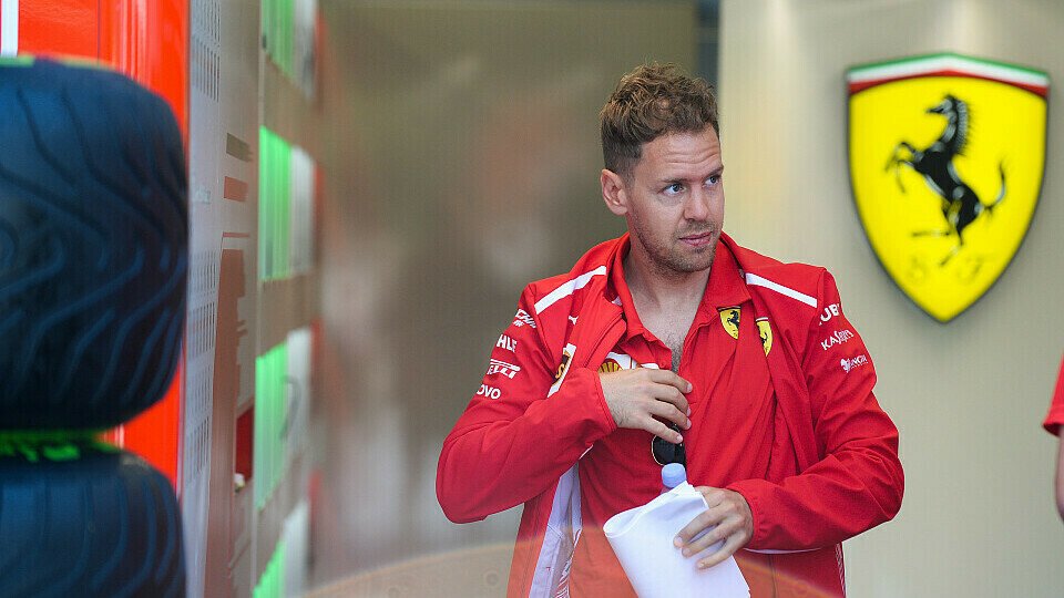Sebastian Vettel nahm den Abschuss durch Max Verstappen überraschend ruhig, Foto: Sutton