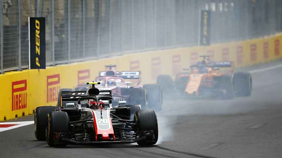 Das Haas-Duo Kevin Magnussen und Romain Grosjean hat 2018 bisher nicht das Maximum herausgeholt, Foto: LAT Images