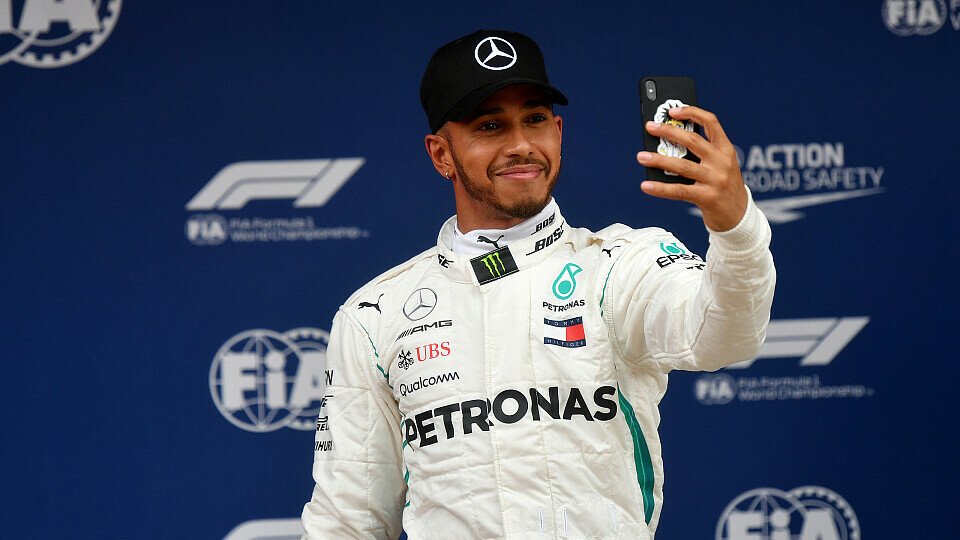Lewis Hamilton glaubt, dass Ferrari in Spanien bis zum Qualifying mit Mercedes spielte, Foto: Sutton