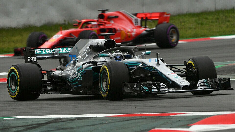 Mercedes vor Ferrari - auch beim letzten Test-Tag in Barcelona, Foto: Sutton