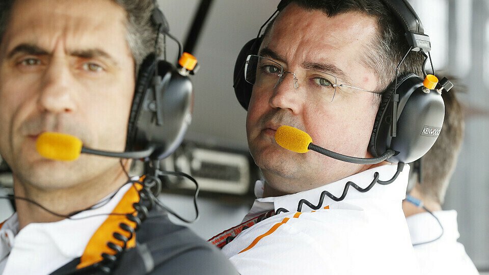 Eric Boullier (r) ist raus bei McLaren, Foto: LAT Images