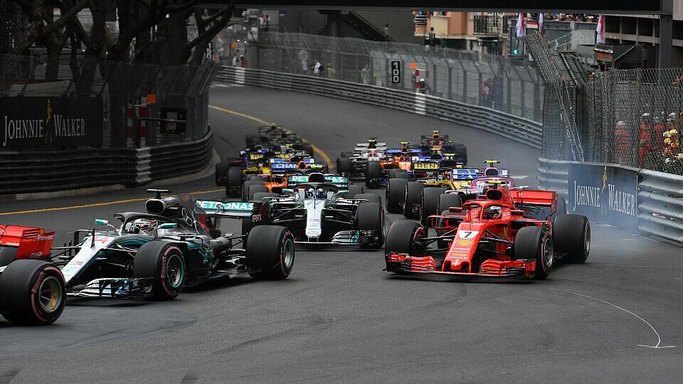 Für Kimi Räikkönen war in Monaco ausnahmsweise die Presse unterhaltsamer als das Rennen, Foto: Sutton