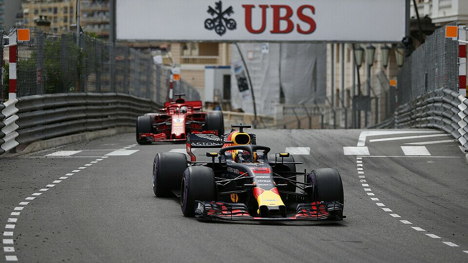 Wegen einem Defekt am Motor platzte Daniel Ricciardos Traum vom Monaco-Sieg 2018 fast, Foto: Sutton