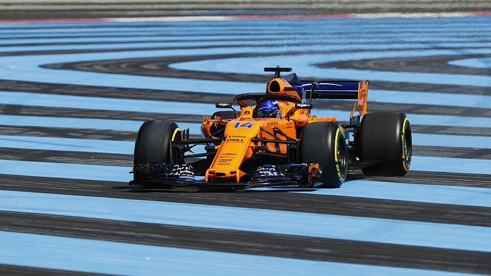 Fernando Alonso war in Le Castellet mit seinem McLaren in sämtlicher Beziehung auf Abwegen, Foto: Sutton