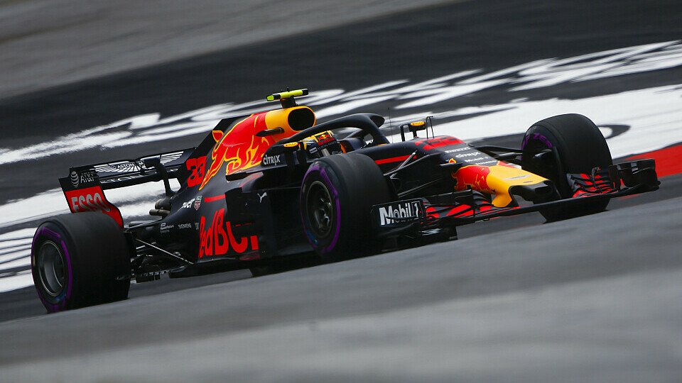 Max Verstappen war mit dem Verhalten von Daniel Ricciardo im Qualifying nicht einverstanden, Foto: LAT Images