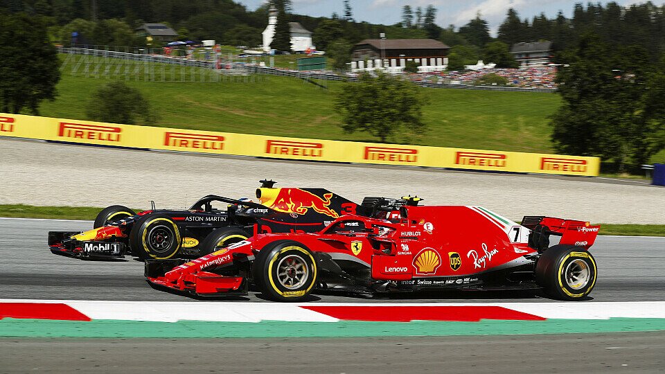 Sebastian Vettel sieht die Regeln in der Formel 1 kritisch, Foto: LAT Images