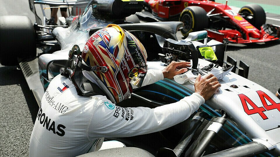 Lewis Hamilton feierte in Silverstone die 76. Pole Position seiner Formel-1-Karriere, Foto: LAT Images
