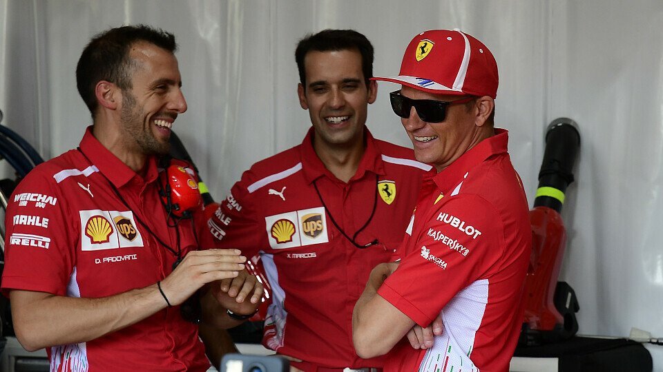 Kann Kimi Räikkönen auch 2019 noch mit seinen Ferrari-Jungs flachsen?, Foto: Sutton