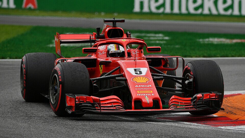 Sebastian Vettel erlebte in Monza einen turbulenten Trainingsauftakt, Foto: Sutton