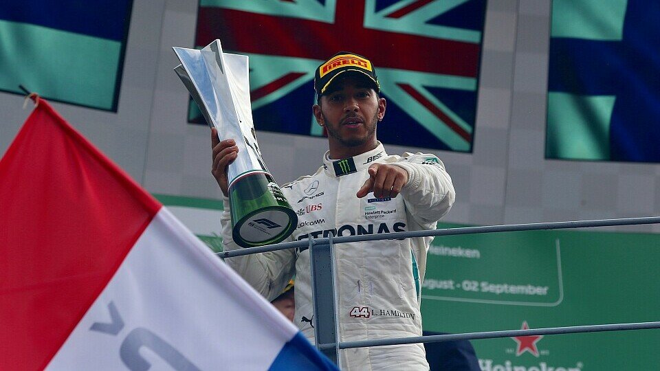 Lewis Hamilton bewies im Kampf gegen Kimi Räikkönen in Monza Weltmeister-Qualitäten, Foto: Sutton