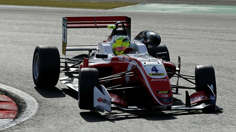 Mick Schumacher gewinnt auch das dritte F3-Rennen am Nürburgring, Foto: FIAF3