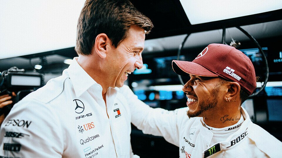 Mercedes und Lewis Hamilton haben erneut zueinander gefunden, aber nur für ein Jahr - warum?, Foto: Mercedes-Benz