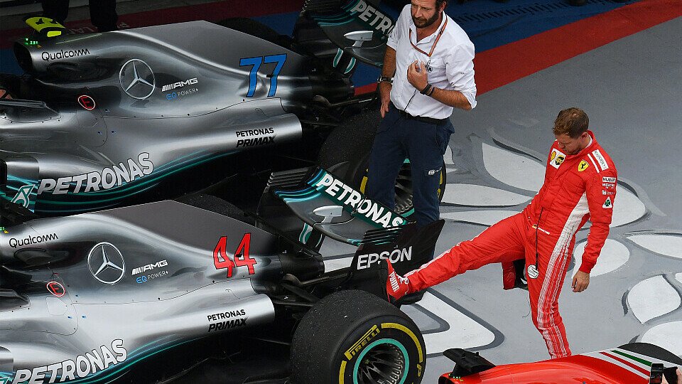 Sebastian Vettel und Ferrari sind seit Singapur auf der Suche nach Performance, Foto: Sutton