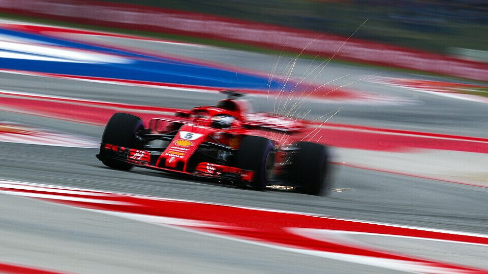 Sieht in Austin nicht nur schnell aus, sondern ist es auch: Sebastian Vettel im Ferrari, Foto: Sutton