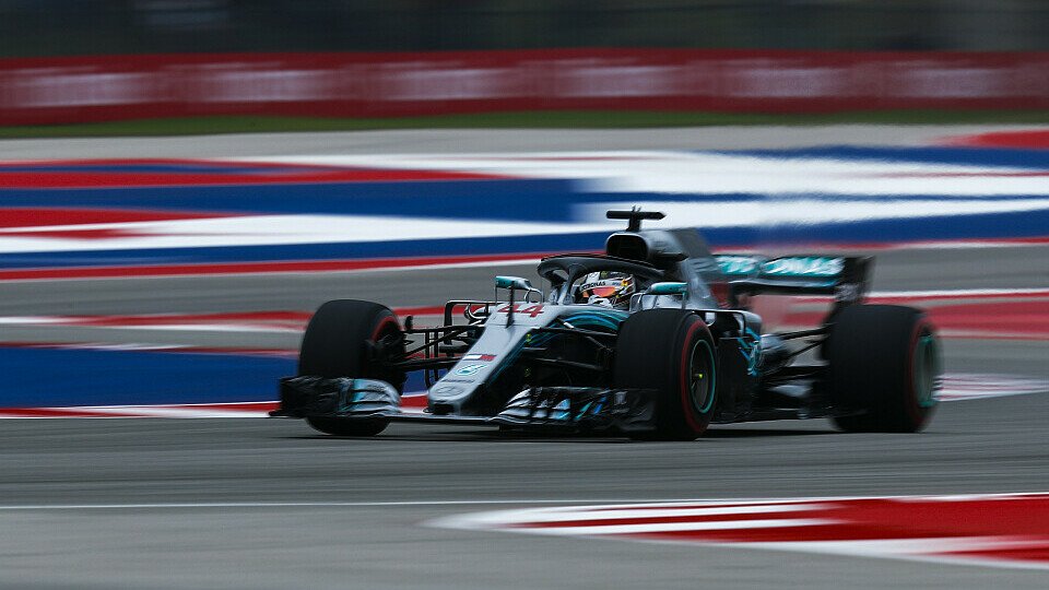 Lewis Hamilton sicherte sich in Austin seine 81. Pole Position in der Formel 1, Foto: Sutton