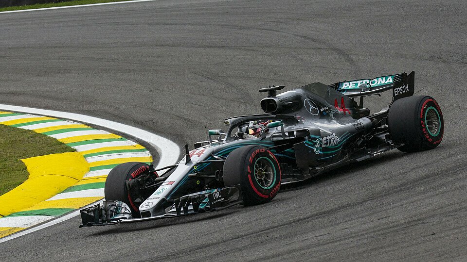 Mercedes feiert beim Formel-1-Rennen in Brasilien Lewis Hamiltons Sieg und die Konstrukteurs-WM