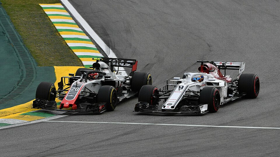 Duell der Kunden? Haas und Alfa Romeo unterhalten beide enge Beziehungen zu Ferrari, Foto: LAT Images
