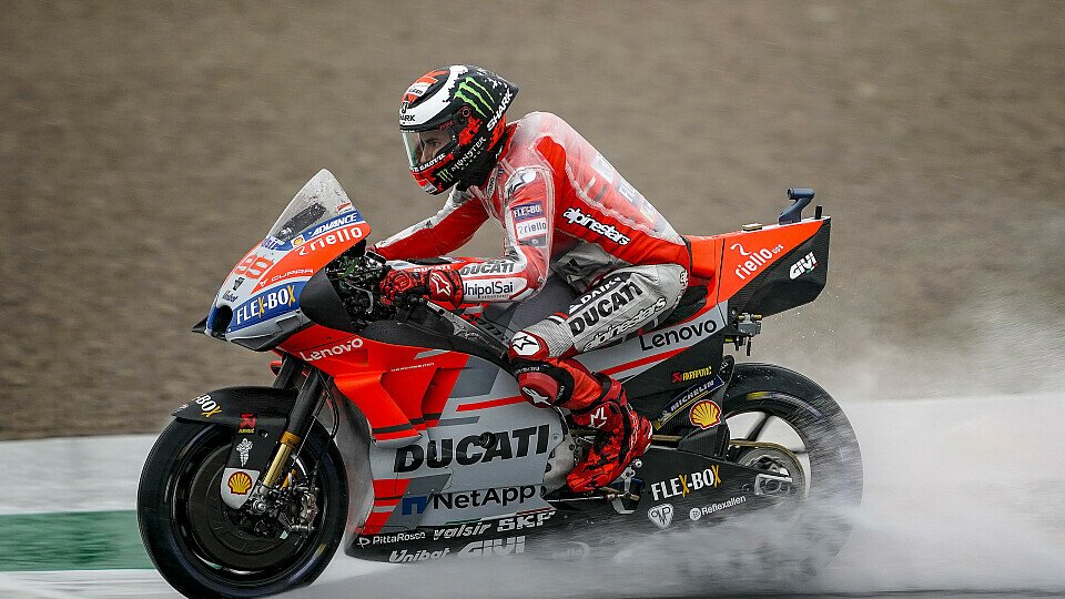 Jorge Lorenzo hatte bei schwierigen Verhältnissen mächtig zu kämpfen, Foto: Ducati
