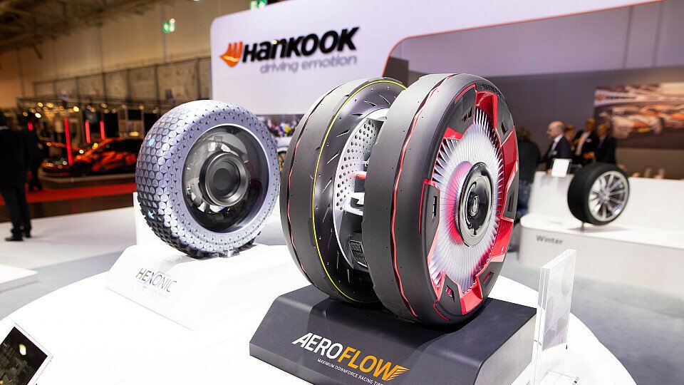 Futuristische Konzeptreifen am Hankook Stand auf der Essen Motor Show, Foto: Hankook Tire