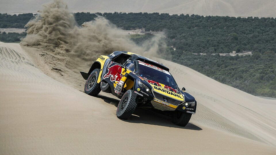 Sebastien Loeb im Peugeot, Foto: ASO