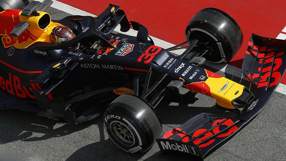 Pirellis neue Reifen zeigten bei den Tests ungewohnten Glanz auf der Lauffläche, Foto: LAT Images