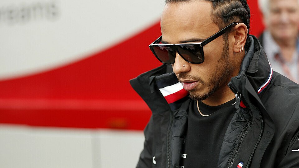 Lewis Hamilton äußerte sich bei den Formel-1-Testfahrten kritisch gegenüber Pirellis neuen Reifen, Foto: LAT Images