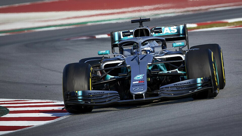 Mercedes spult bei den F1-Tests zwar ihr Programm ab, doch Ferrari bereitet Sorgen, Foto: LAT Images
