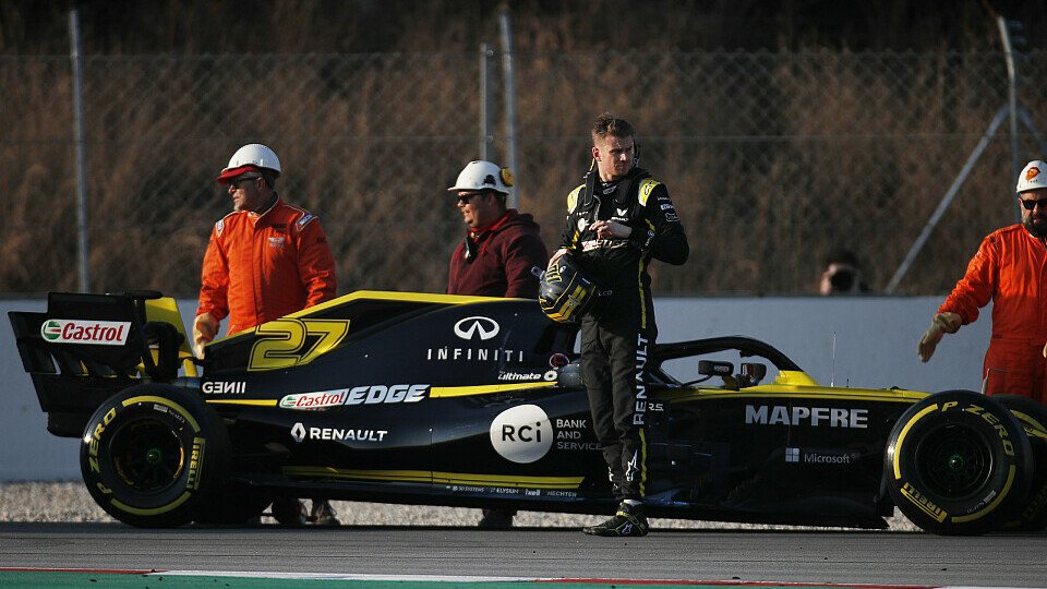 Nico Hülkenberg fuhr in Barcelona Test-Bestzeit, dann musste er den Renault abstellen, Foto: LAT Images