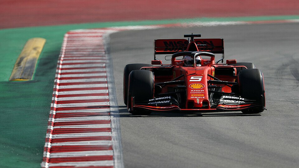 Ferrari gibt mit Sebastian Vettel auch am achten Tag des Tests in Barcelona den Ton an, Foto: LAT Images