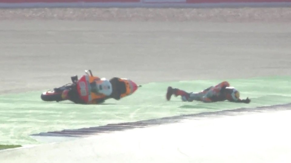 Jorge Lorenzo musste einen heftigen Highsider wegstecken, Foto: Screenshot/MotoGP