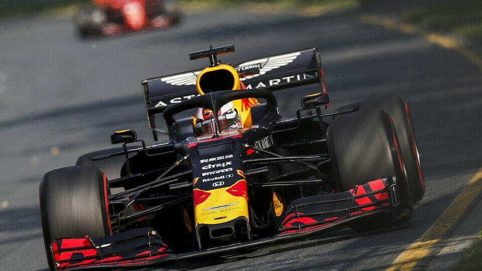 Max Verstappen distanzierte Sebastian Vettel beim Formel-1-Rennen in Australien nach einem beherzten Manöver, Foto: LAT Images